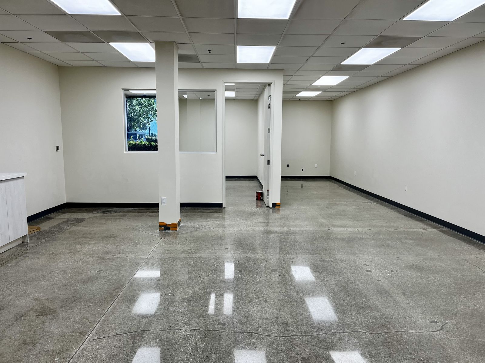 3191 W Temple Ave Suite 130: Photos 4
