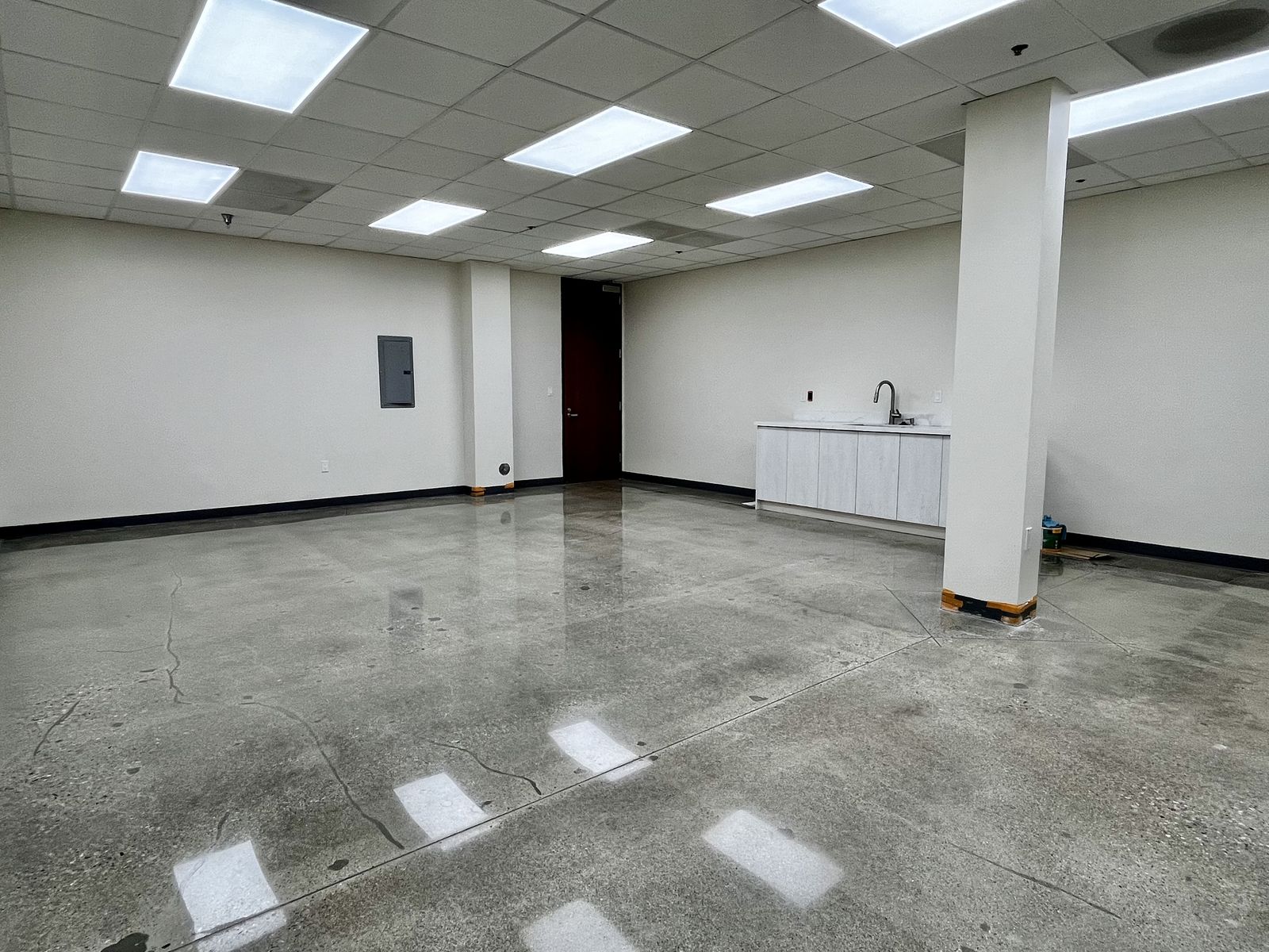 3191 W Temple Ave Suite 130: Photos 6